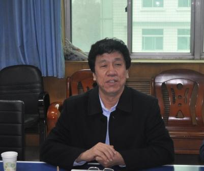 校党委副书记高峰讲话